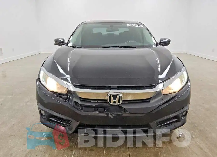 19XFC1F36HE033368 Photo# 5