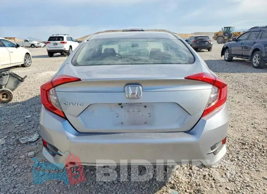 19XFC2F53HE031990 Photo# 6