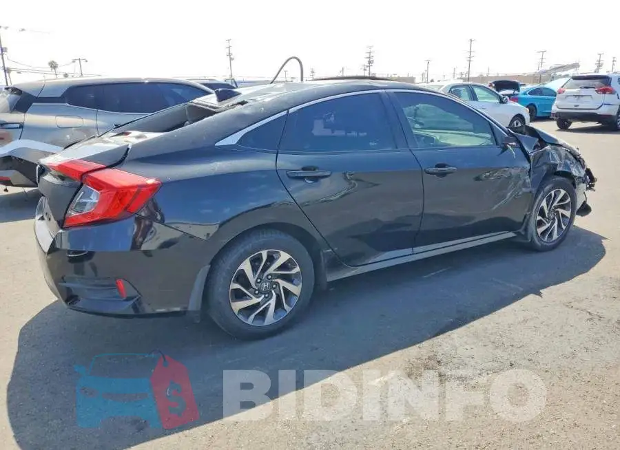 19XFC2F72HE210295 Photo# 3
