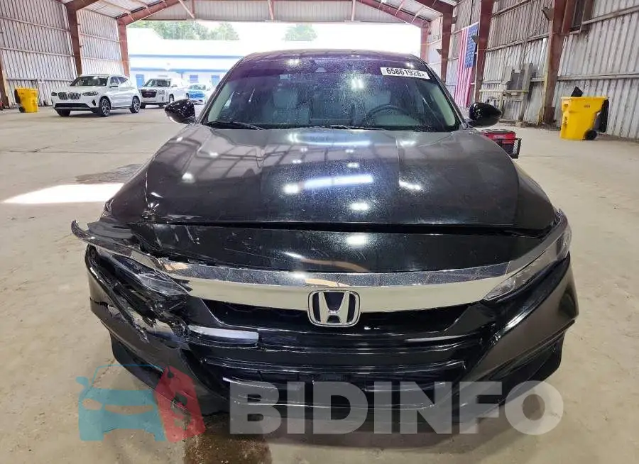 1HGCV1F63JA071867 Photo# 5