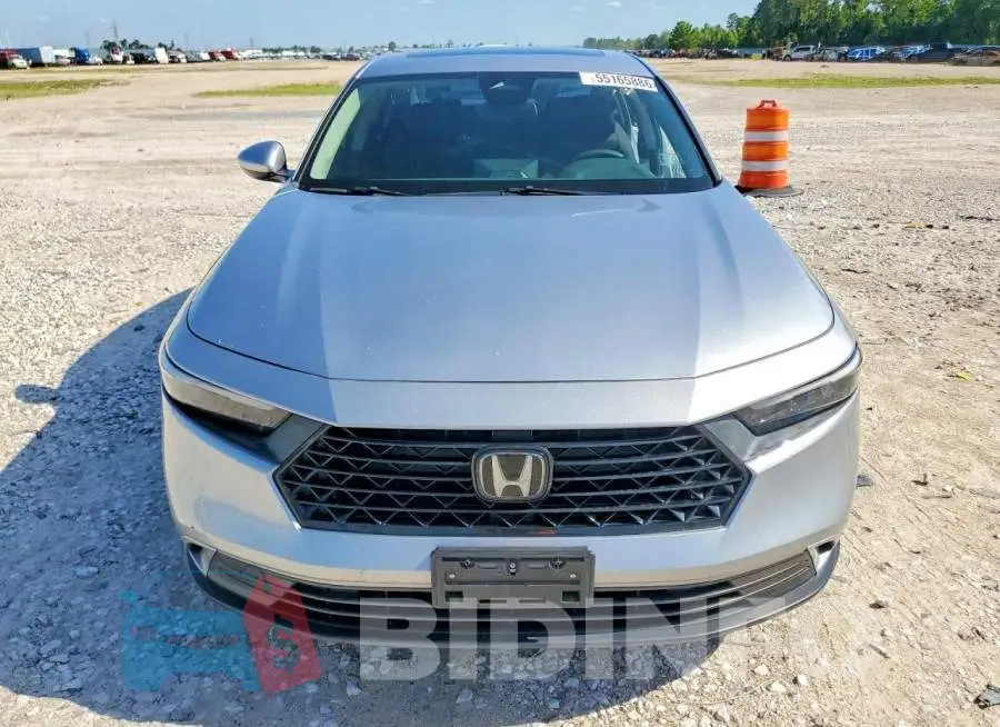 1HGCY1F36PA060027 Photo# 5