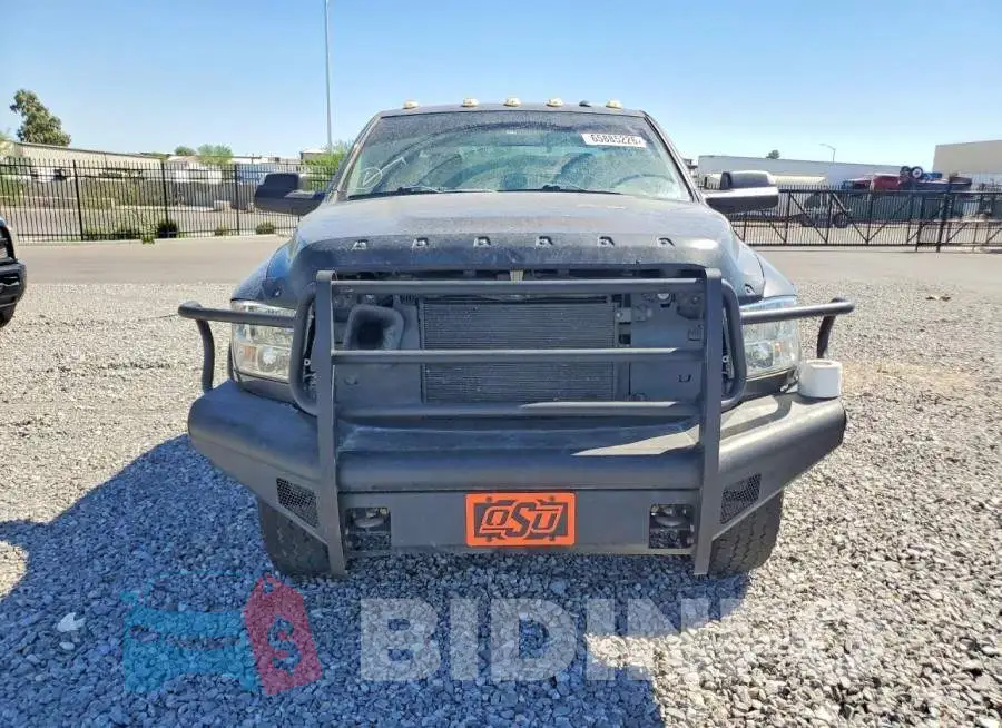 3C6UR5HL3JG273327 Photo# 5