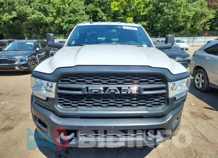 3C7WRMFL1NG348422 Photo# 5