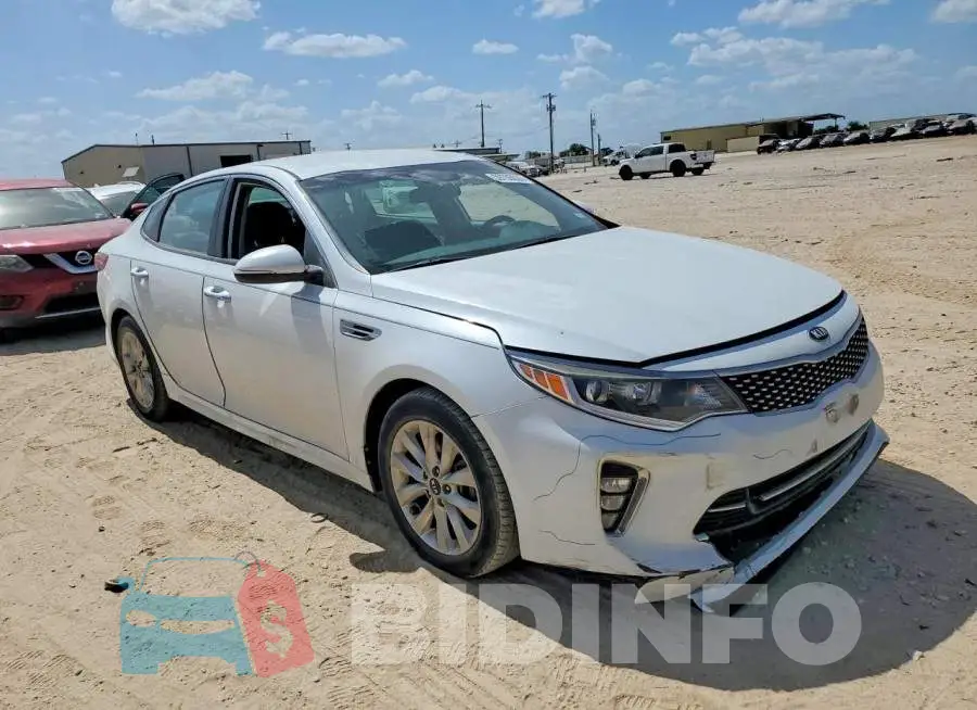 5XXGT4L34JG202634 Photo# 4