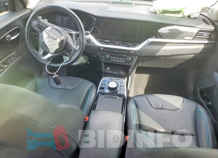 KNDCE3LG7N5156166 Photo# 8
