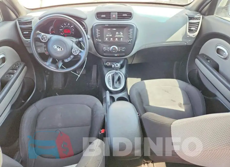 KNDJN2A20J7598472 Photo# 8
