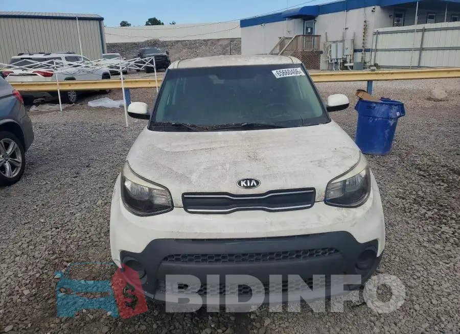 KNDJN2A25J7515697 Photo# 5