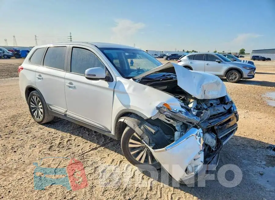 JA4AD3A35KZ054941 Photo# 4