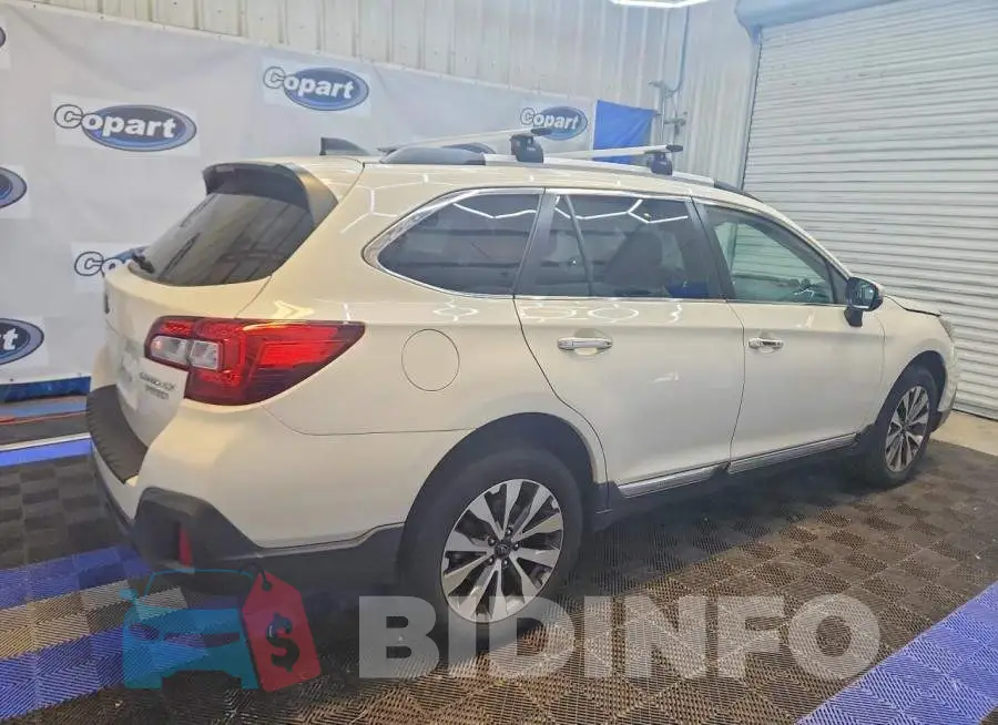 4S4BSATC2K3327754 Photo# 3