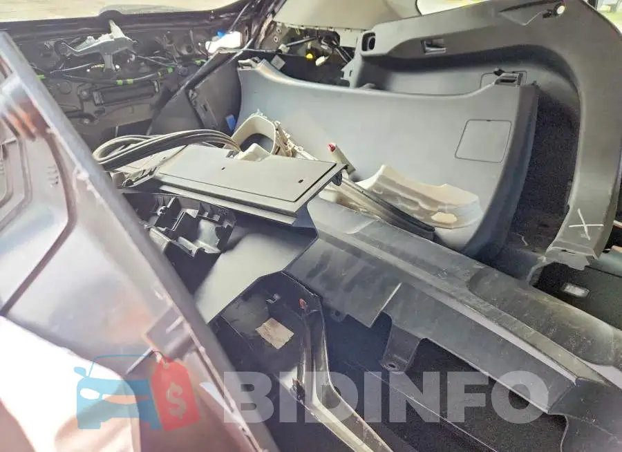 2T3P1RFV6PW377196 Photo# 13