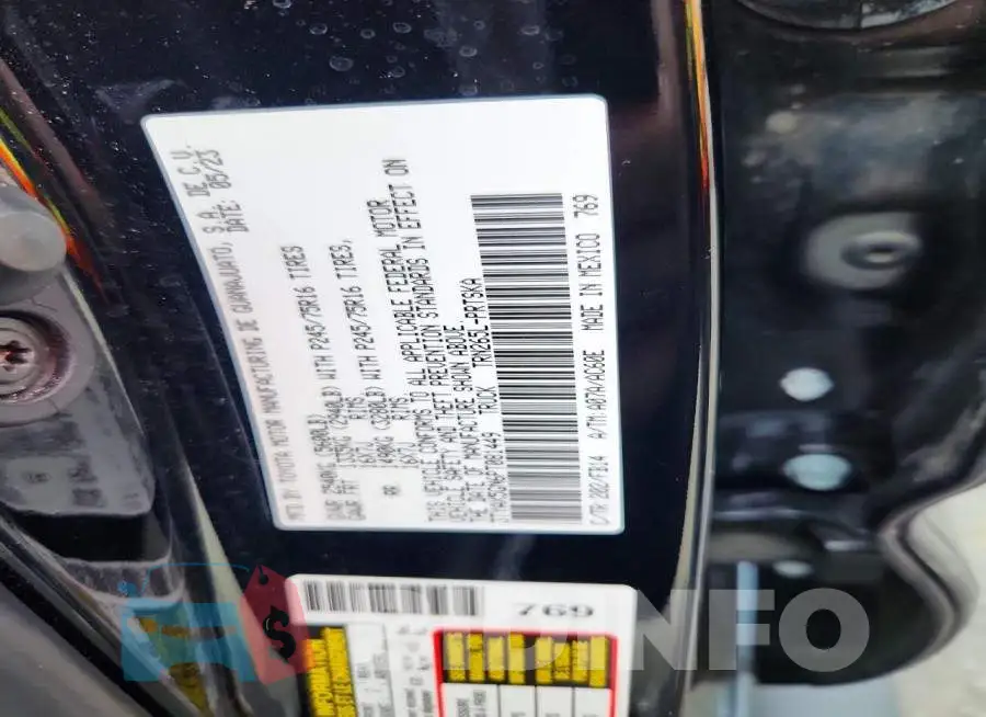 3TYAX5GN6PT081449 Photo# 13