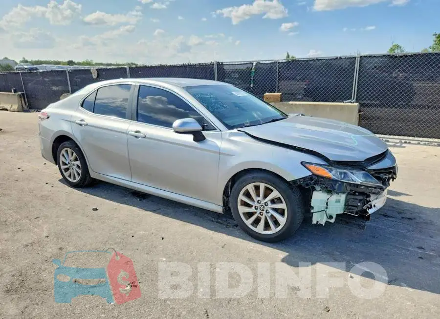 4T1C11AK4MU552028 Photo# 4