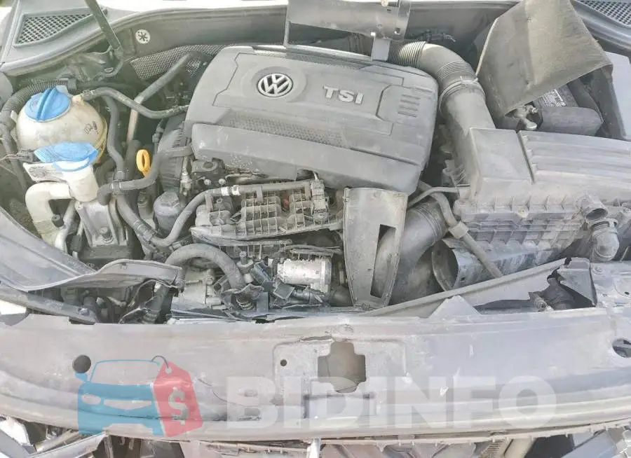1VWDT7A33HC058167 Photo# 11
