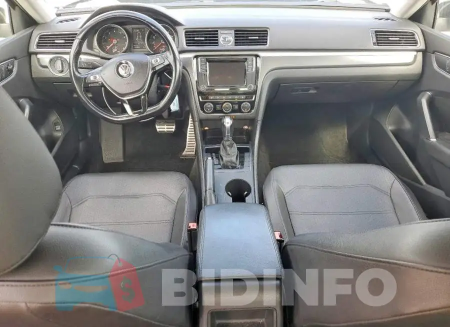 1VWDT7A33HC058167 Photo# 8