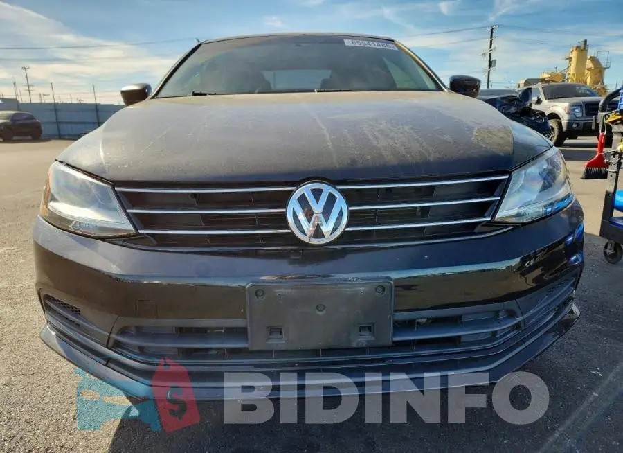 3VW2B7AJ2HM265916 Photo# 5