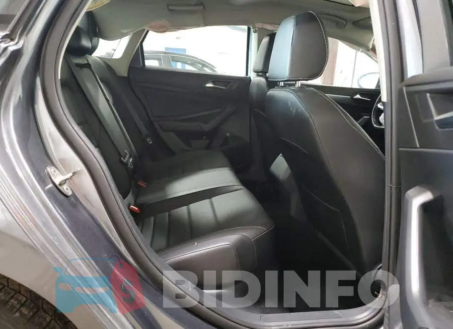 3VW7M7BU0NM030645 Photo# 10
