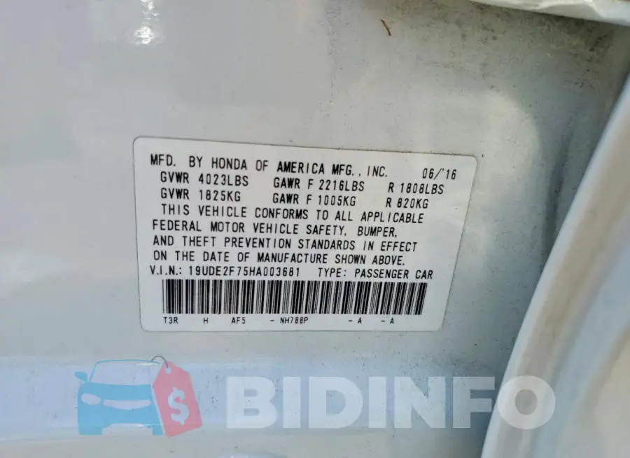 19UDE2F75HA003681 Photo# 12