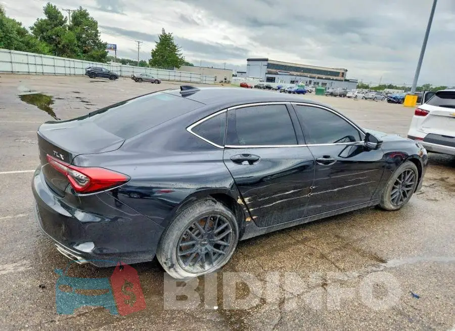 19UUB5F35PA005775 Photo# 3
