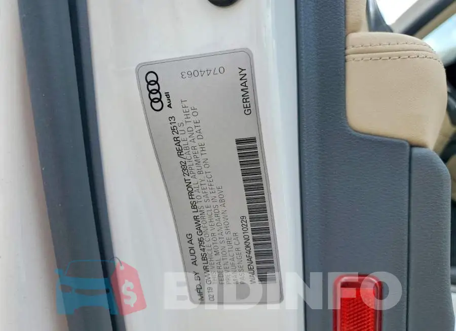 WAUENAF40KN010229 Photo# 12