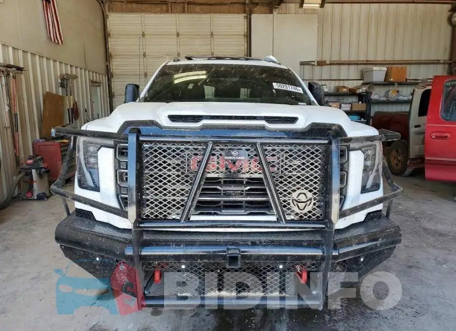 1GT4UPEY6SF277295 Photo# 5