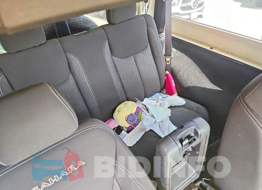 1C4AJWBG3HL558420 Photo# 10