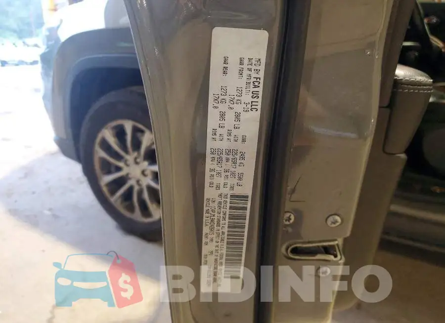 1C4PJMLB4KD426415 Photo# 13