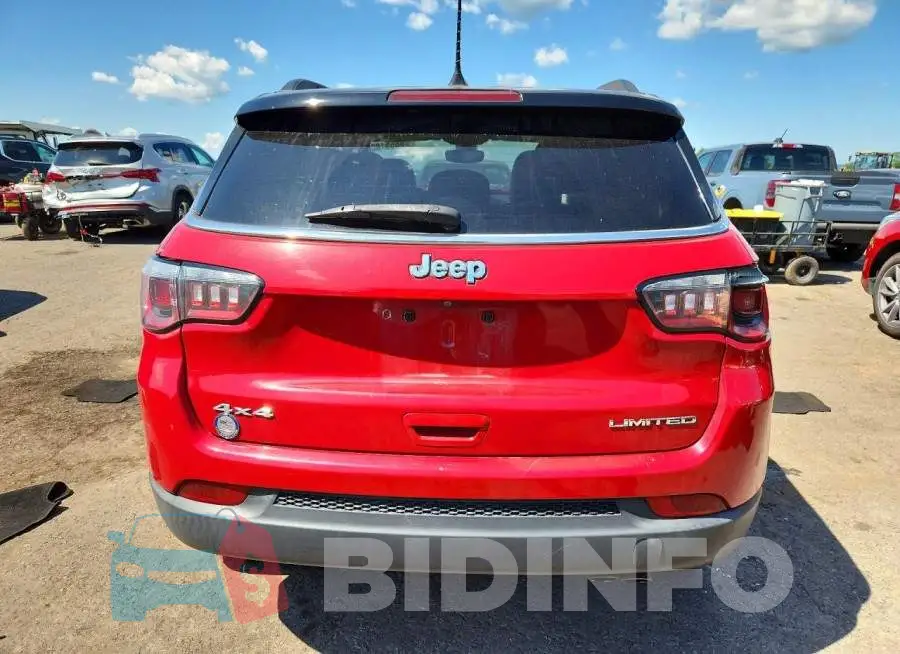 3C4NJDCB2JT470848 Photo# 6