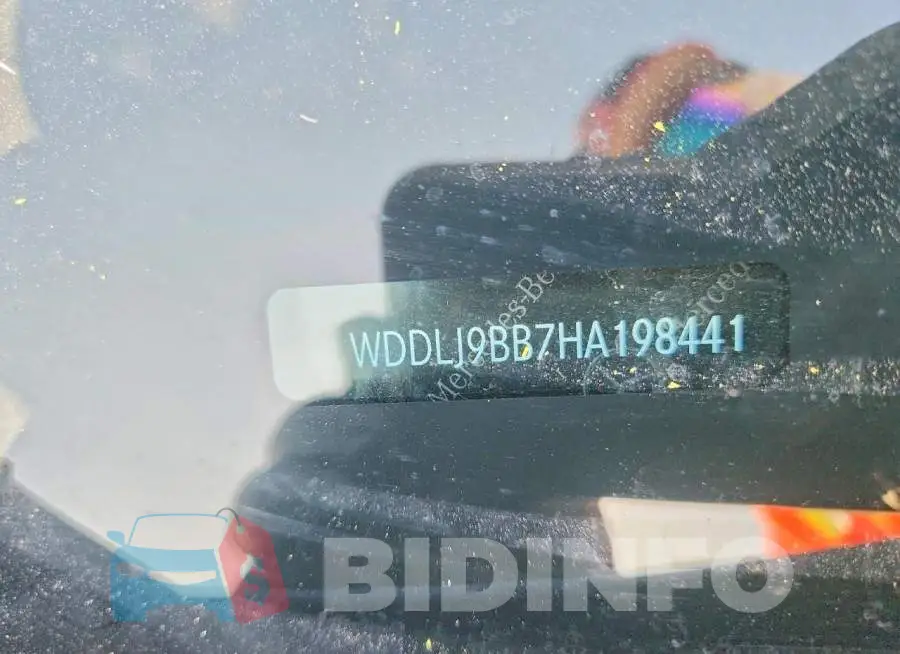 WDDLJ9BB7HA198441 Photo# 12