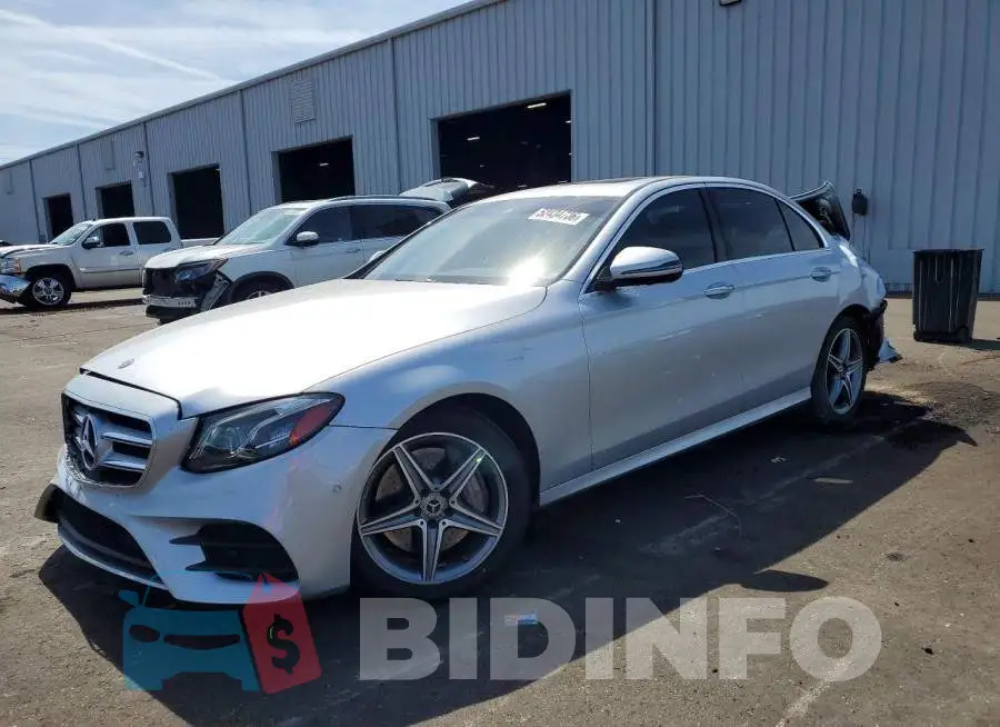 WDDZF4JB3KA561616 Photo# 1