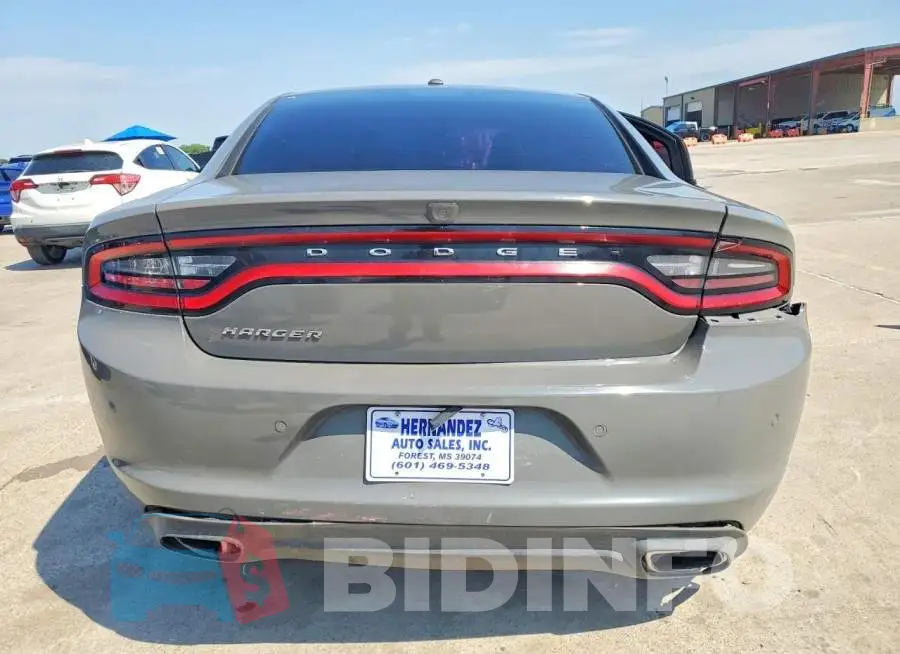 2C3CDXBG3KH700215 Photo# 6