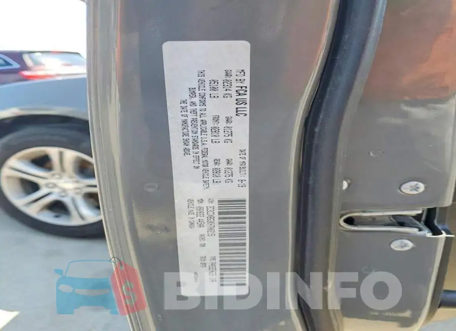 2C3CDXBG3KH700215 Photo# 12