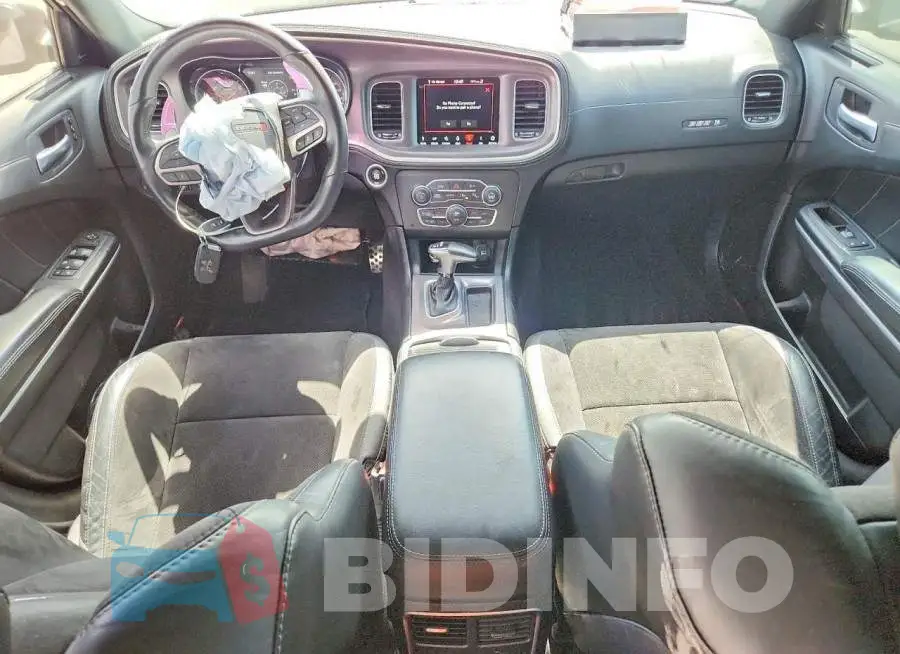 2C3CDXGJ4MH668141 Photo# 8