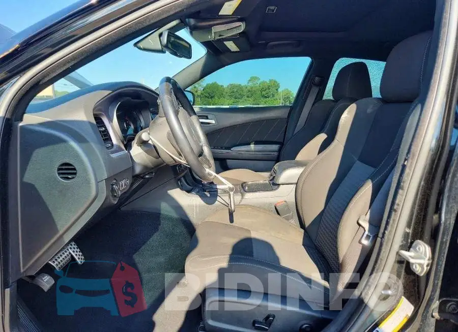 2C3CDXHG5LH228902 Photo# 7