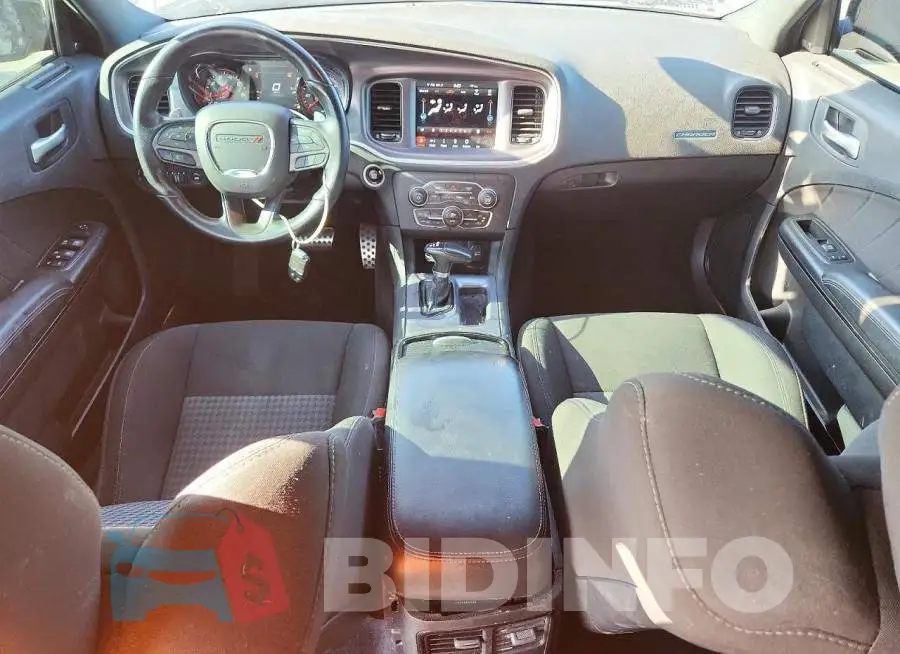 2C3CDXHG5LH228902 Photo# 8