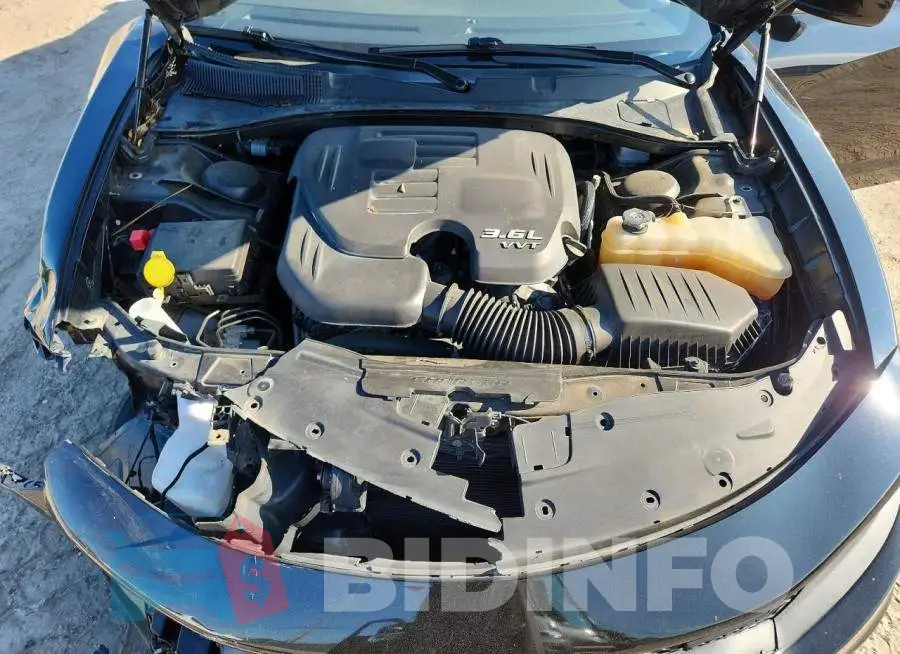 2C3CDXHG5LH228902 Photo# 11