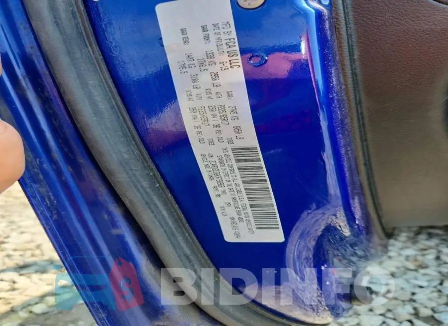 2C4RDGEG6KR738968 Photo# 13