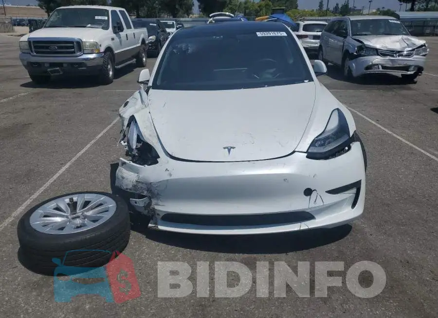 5YJ3E1EB6NF127326 Photo# 5