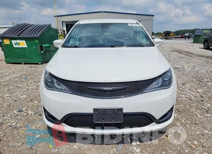 2C4RC1BG3JR317616 Photo# 5