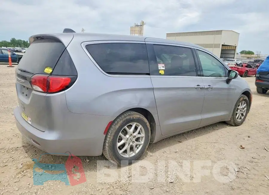 2C4RC1CG8MR579277 Photo# 3