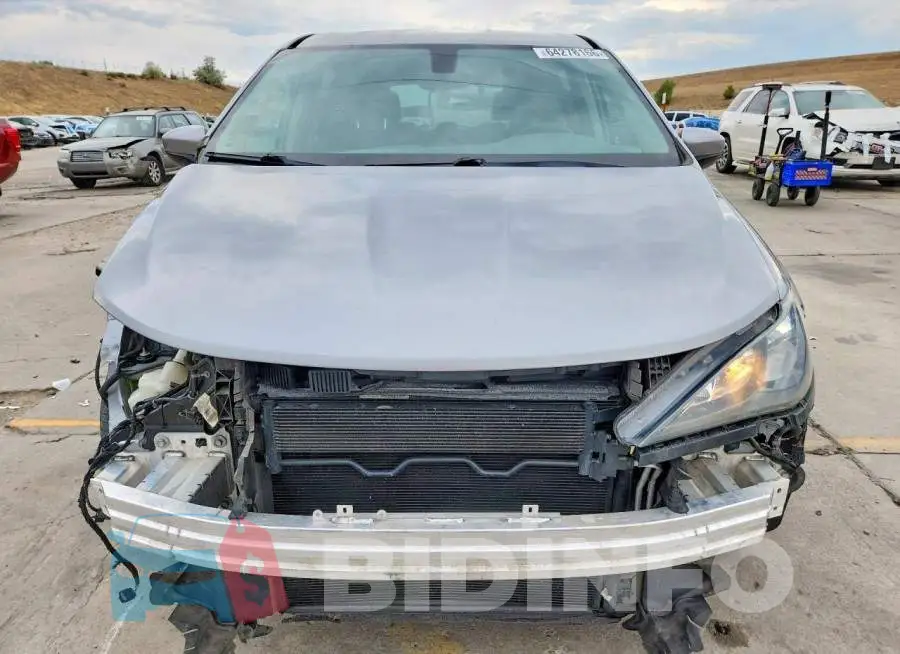 2C4RC1DG8HR610564 Photo# 5