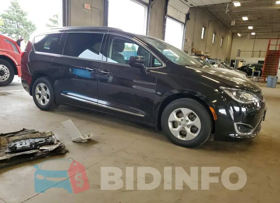 2C4RC1EG6HR635249 Photo# 4