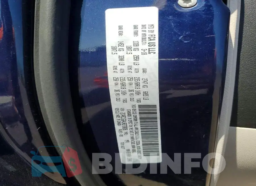 2C4RC1GG4JR273828 Photo# 13