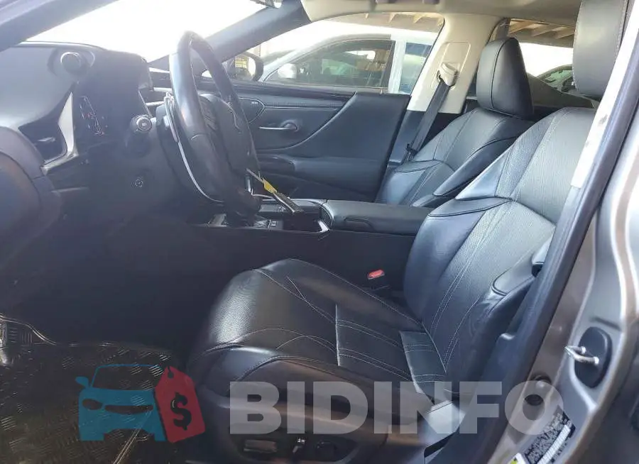 58AE21B17LU012174 Photo# 7