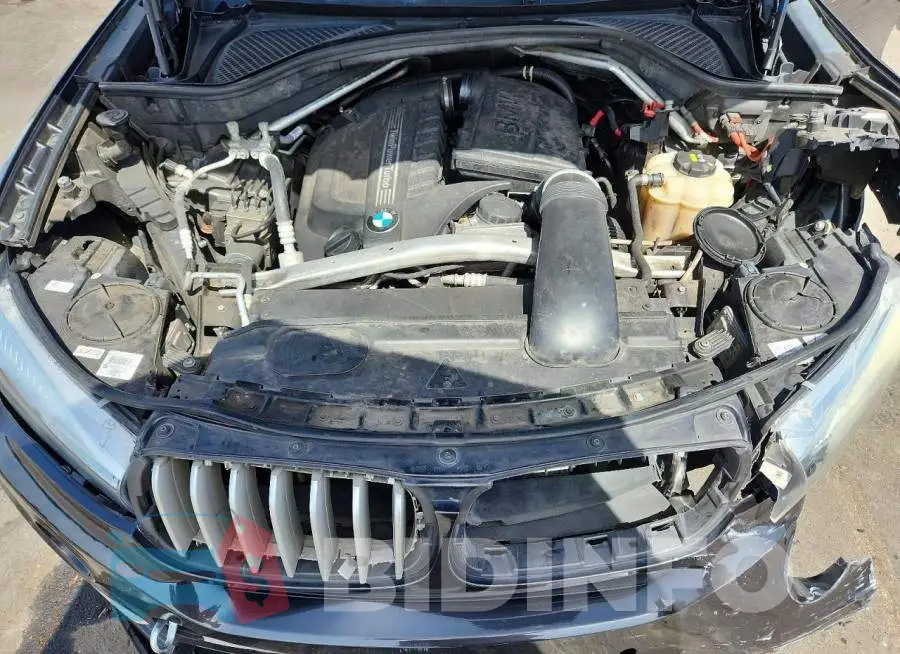 5UXKR2C53H0U18340 Photo# 12