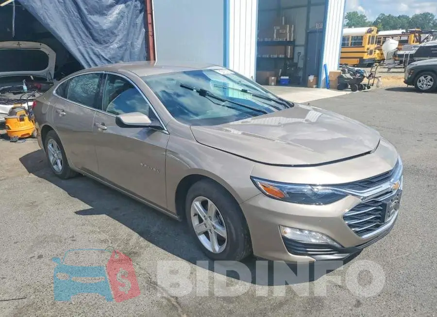 1G1ZD5ST0RF153156 Photo# 4