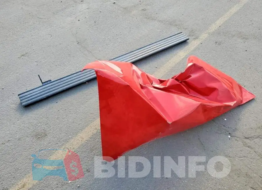 1GCPYCEF7LZ132856 Photo# 12