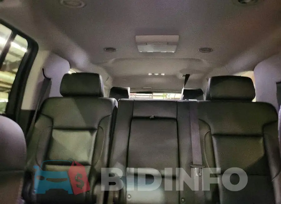 1GNSKHKC4KR150174 Photo# 10