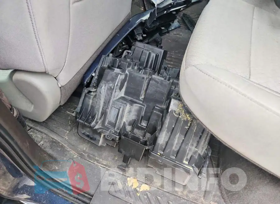 3GCUYEED7NG215154 Photo# 12