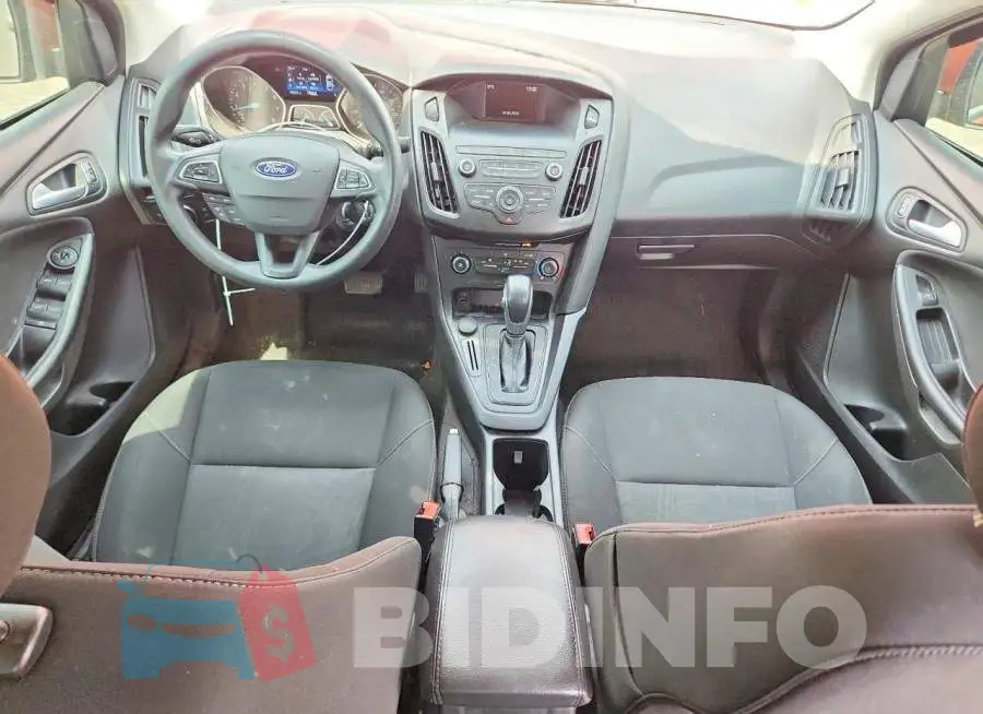 1FADP3F21JL245919 Photo# 8