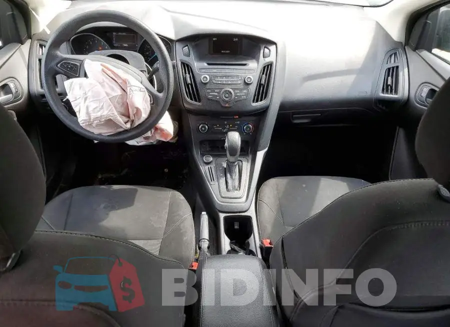 1FADP3F2XHL271848 Photo# 8